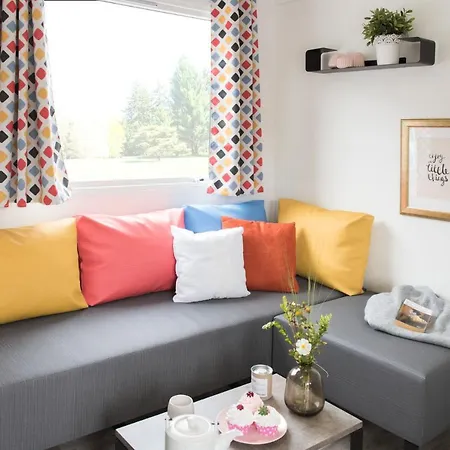 Кемпинг Paris Beau Village 3*
