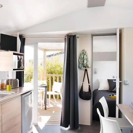 Campingplatz Paris Beau Village 3*